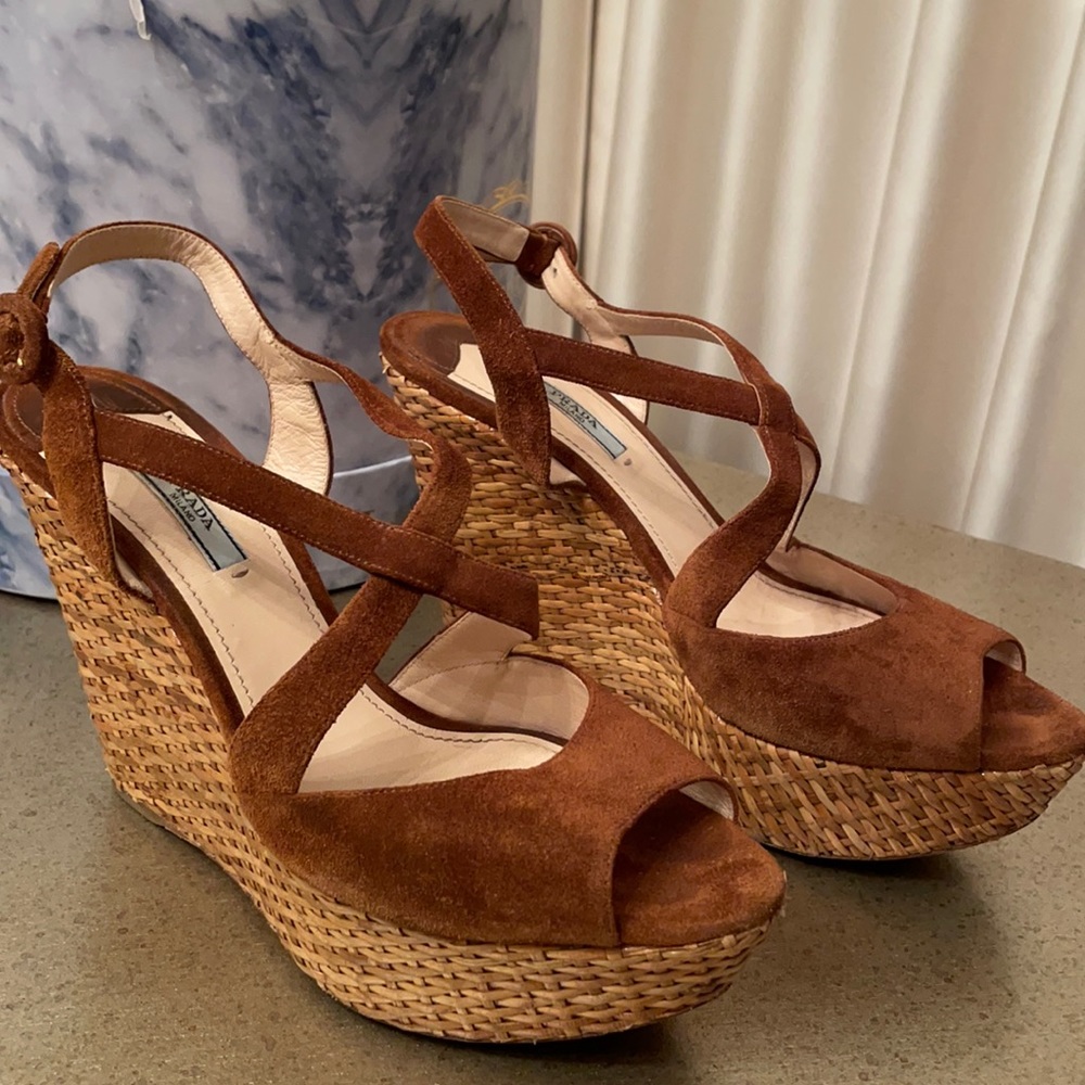Prada Wedges. Suede camel color. Size 41.